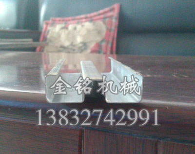輕鋼龍骨機(jī)